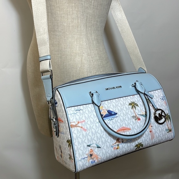 Michael Kors Girls Jet set travel med duffle bag crossbody - Picture 10 of 12